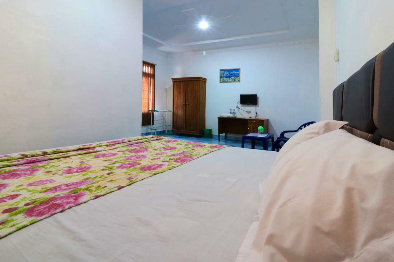 Hotel Rembulan Tebing Tinggi Exterior foto